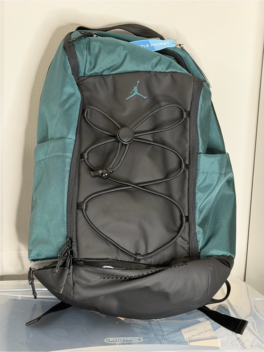 Jordan Sport 32.9L
Backpack in the Oxidized Green and Black